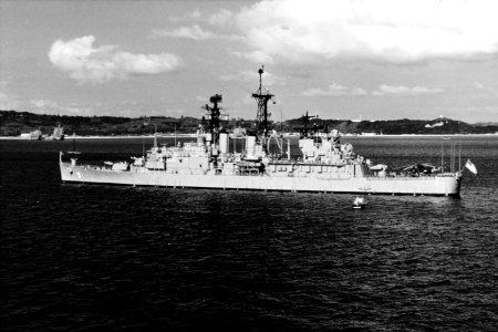 USS Oklahoma City (CG-5) anchored in Nakagusuku-wan, Okinawa (Japan), 20 September 1977 (NH 98670)