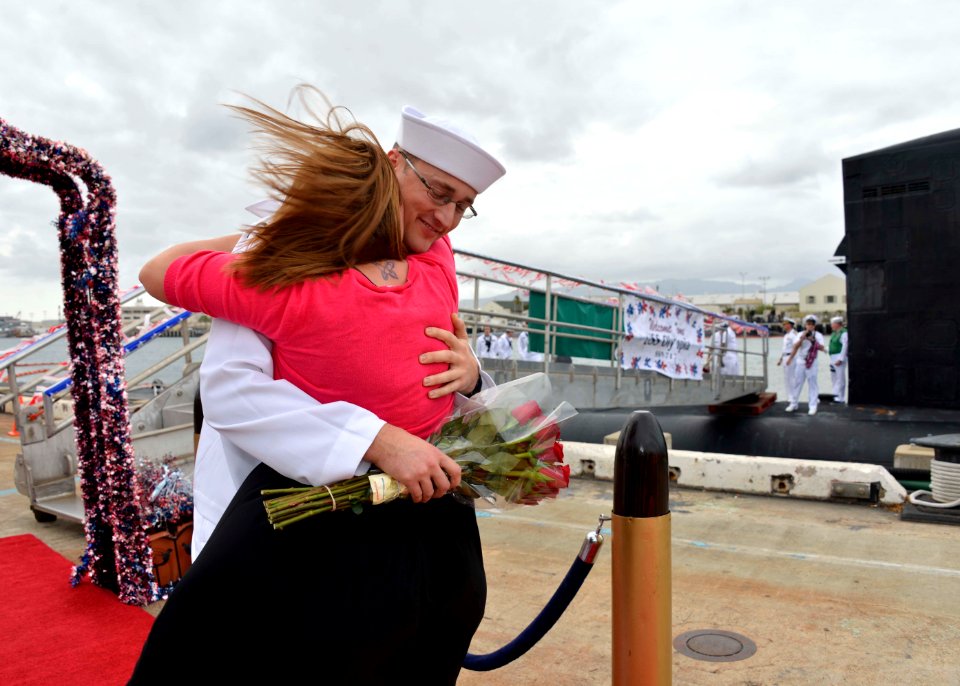 USS Olympia homecoming 150225-N-DB801-183