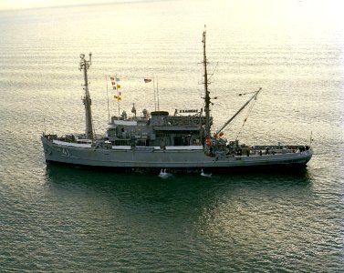 USS Opportune (ARS-41) at sea, 1 November 1983 (6430324)