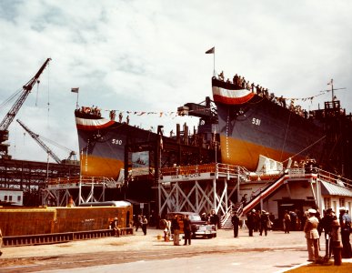 USS Paul Hamilton (DD-590) and USS Twiggs (DD-591) ready for launching at the Charleston Naval Shipyard on 7 April 1943 (80-G-K-13833)
