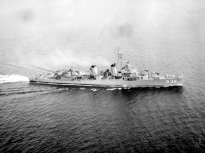 USS Owen (DD-536) underway c1952