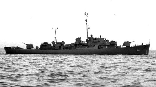 USS Osberg (DE-538) underway off Boston, Massachusetts (USA), circa in December 1945