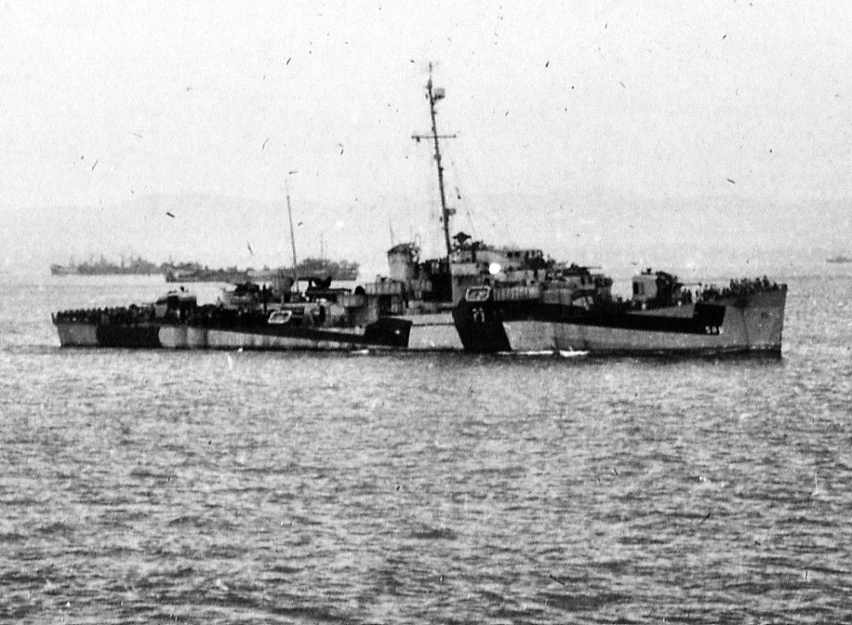 USS Peiffer (DE-588) off Lingayen, Philippines, on 9 January 1945