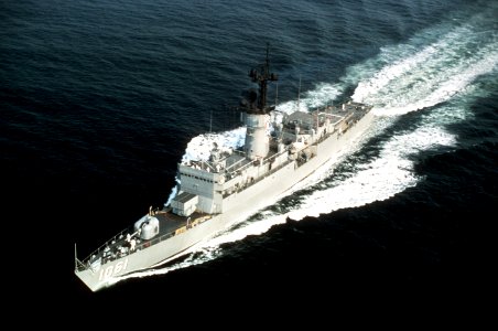 USS Patterson (FF-1061) underway