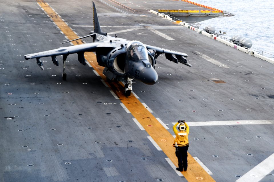 USS Peleliu 140902-N-NZ935-671