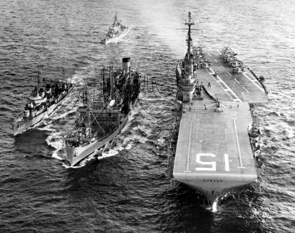 USS Pawcatuck (AO-108) fueling Randolph (CVS-15) and destroyers c1960