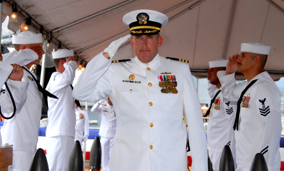USS Paul Hamilton changes hands DVIDS88675