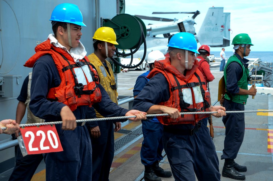 USS Peleliu operations 141119-N-NZ935-042