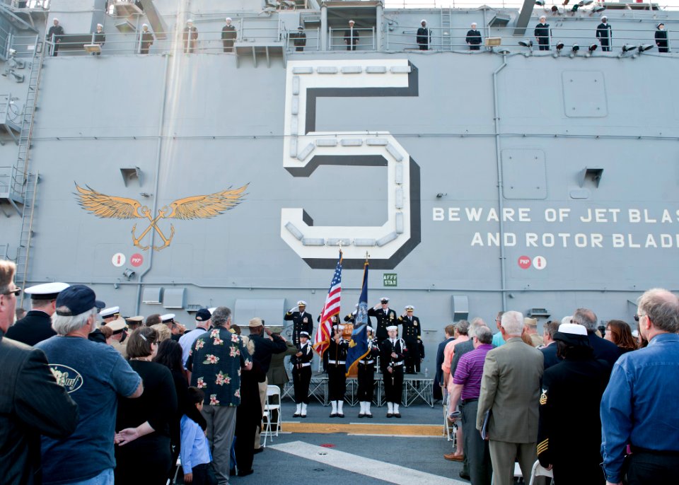 USS Peleliu operations 150331-N-MB306-080