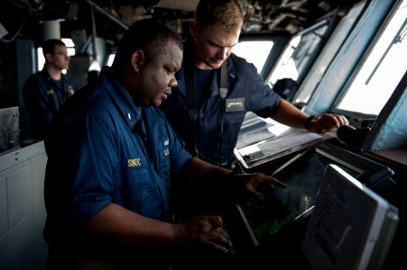 USS Peleliu operations 140621-N-UD469-031