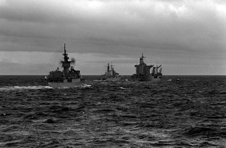 USS Pharris (FF-1094) approaching USS Merrimack (AO-179) and HMS Liverpool (D92) during underway replenishment BALTOPS 1985 DN-SN-86-07360