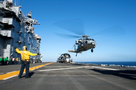 USS Peleliu flight deck operations 140617-N-LR795-187