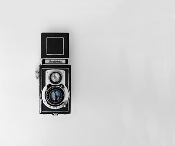 Shades of gray photo objective