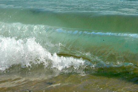 Wave sea transparency