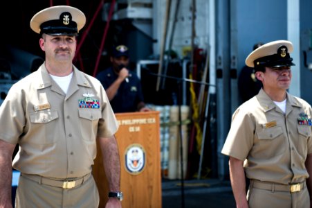 USS PHILIPPINE SEA (CG 58) 140502-N-PJ969-138 (13934362698)