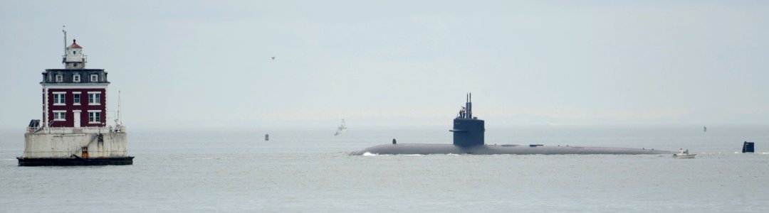 USS Philadelphia DVIDS300227