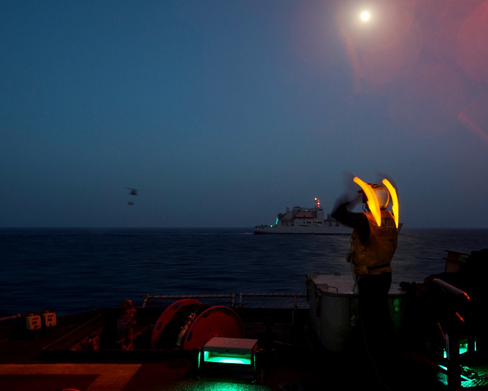 USS Philippine Sea (CG 58) 1406011-N-PJ969-130 (14401751866)