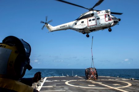 USS Philippine Sea (CG 58) 140327-N-PJ969-094 (13463624565)