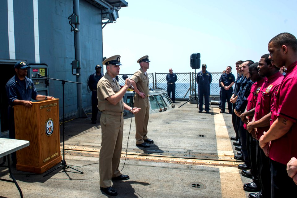 USS Philippine Sea (CG 58) 140605-N-PJ969-070 (14382363365)