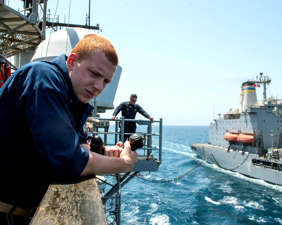 USS Philippine Sea (CG 58) 140702-N-PJ969-113 (14604992013)