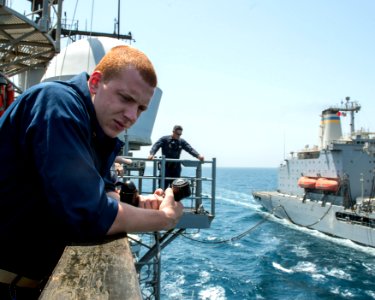 USS Philippine Sea (CG 58) 140702-N-PJ969-113 (14604992013)