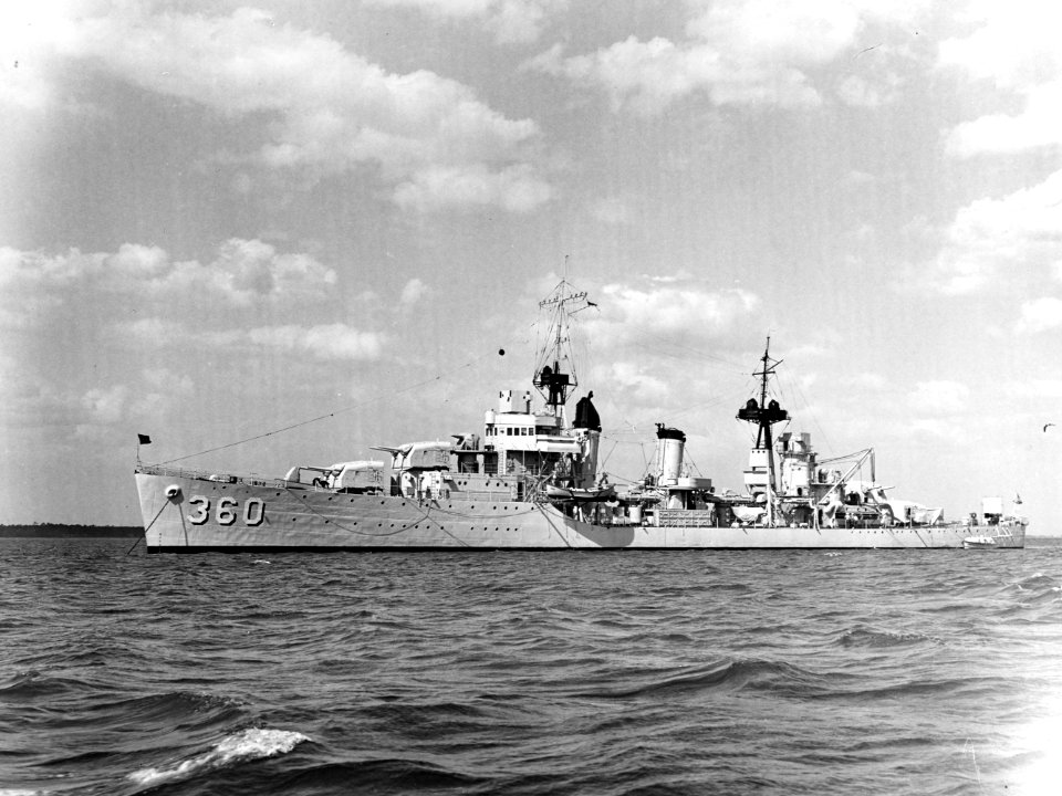 USS Phelps (DD-360) at anchor, circa in the late 1930s (NH 66339)