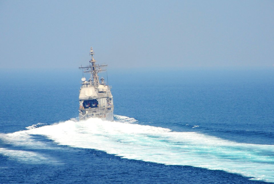 USS Philippine Sea (CG 58) 141015-N-MU440-094 (15361867017)