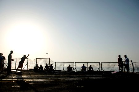 USS Philippine Sea (CG 58). 140706-N-PJ969-290 (14601815404)