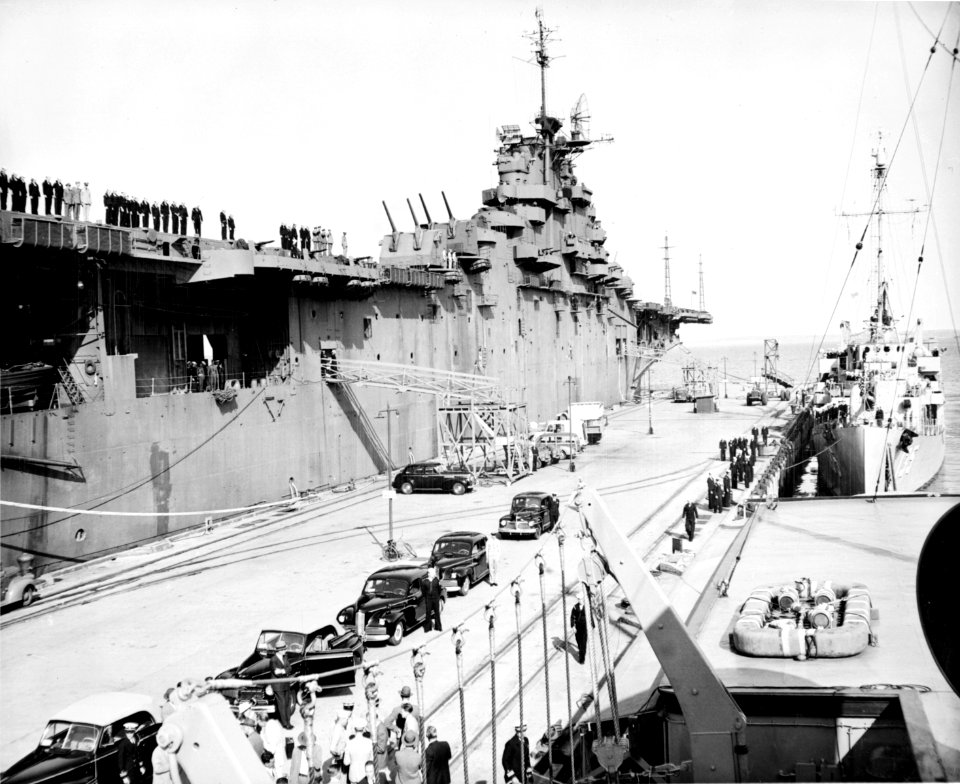 USS Philippine Sea (CV-47) and USS Weiss (APD-135) at Quonset Point 1947