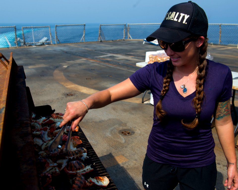 USS Philippine Sea (CG 58). 140706-N-PJ969-089 (14603206202)