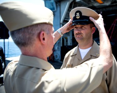 USS PHILIPPINE SEA (CG 58) 140502-N-PJ969-102 (13934338389)