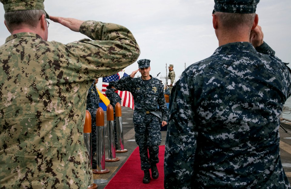 USS Ponce (AFSB(I)15) 141123-N-WX059-089 (15672962589)