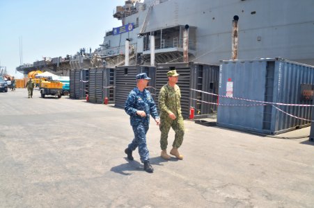 USS Ponce (AFSB(1)-15) 140811-N-JC374-053 (14888726172)