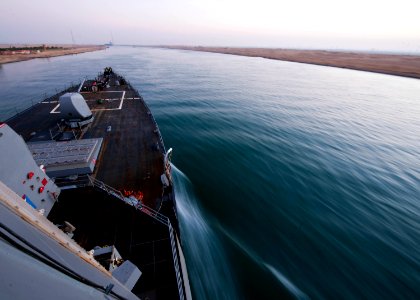 USS Porter underway in the Suez Canal. (8093612427)