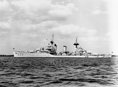 USS Porter (DD-356) off Yorktown, Virginia (USA), on 19 April 1939 (NH 66338)