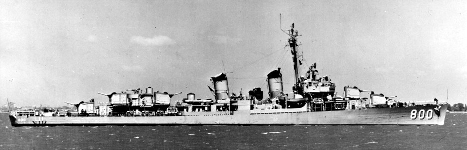 USS Porter (DD-800) port view