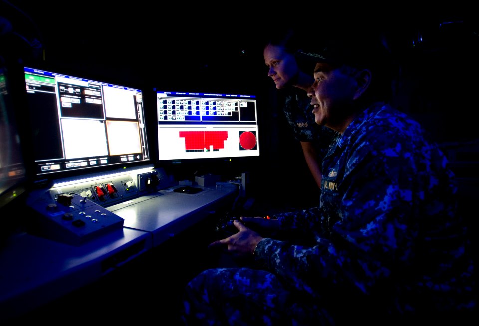 USS Ponce (ASB(I) 15) 150212-N-WX059-148 (16544963721)