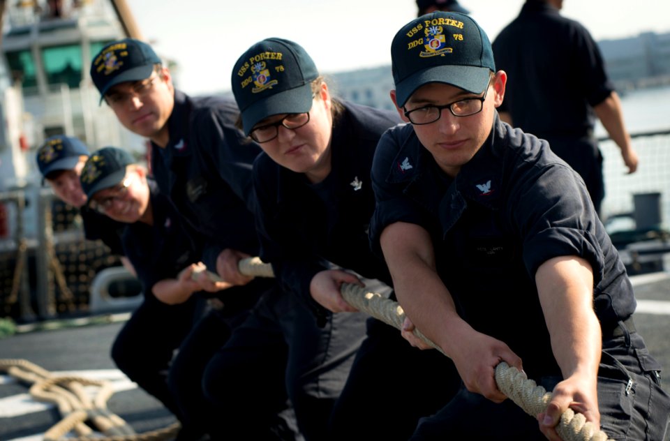 USS Porter in Haifa, April 2016. 160415-N-FQ994-039 (25898265864)