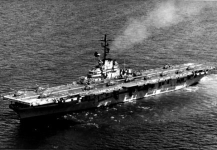 USS Princeton (LPH-5) underway off the coast of South Vietnam on 13 January 1967 (NNAM.1996.488.060.024)