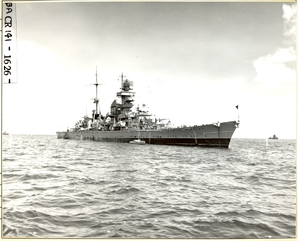 USS Prinz Eugen (IX 300) at sea during Operation Crossroads. ¾ view STBD forward. - NARA - 80-G-627445
