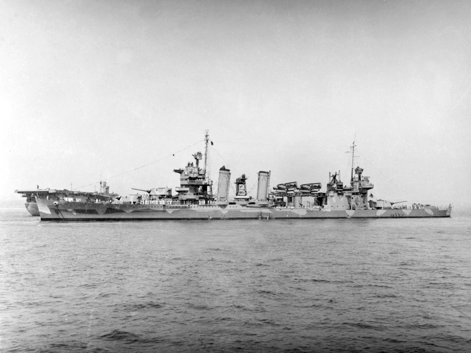 USS Quincy (CA-39) in New York harbour on 23 May 1942 (19-N-30731)