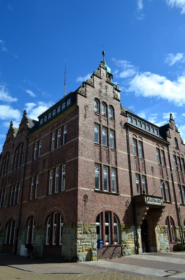 Building north sea town hall square