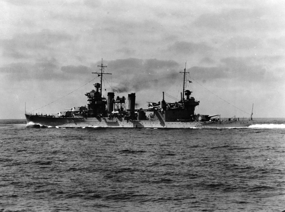 USS Quincy (CA-39) underway at sea, circa 1937 (NH 50314)