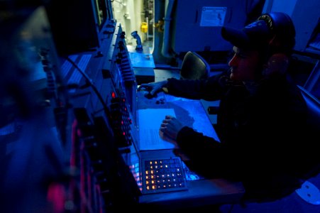 USS Ramage combat training 131106-N-VC236-006