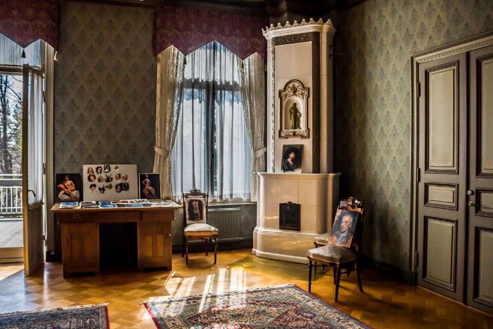 Window curtain chair