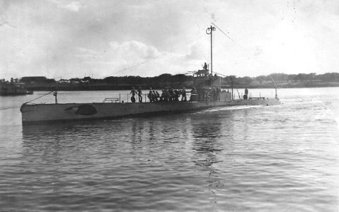 USS R-5 (SS-82)