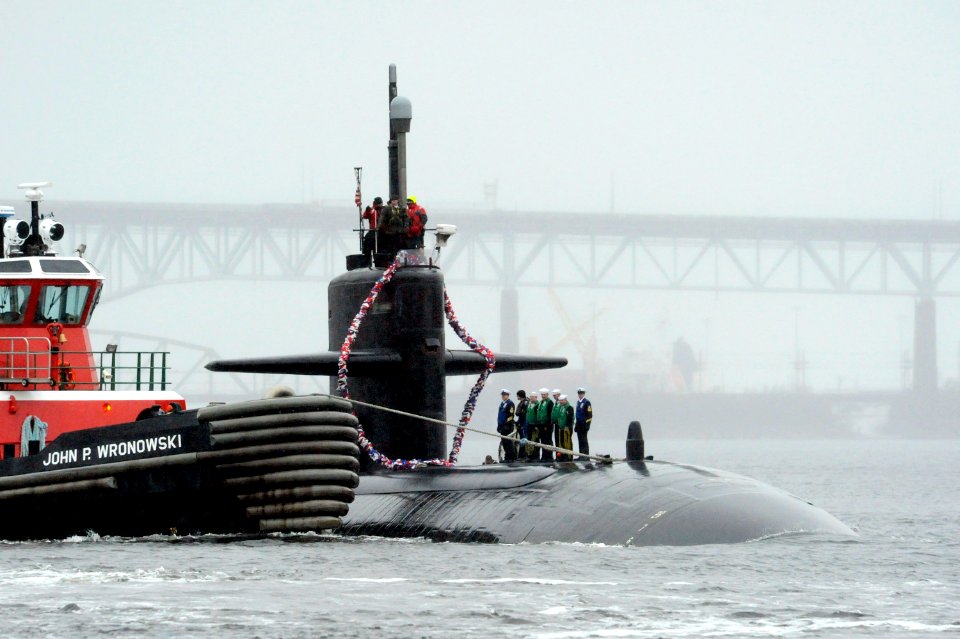 USS Providence returns from deployment. (8577550898)