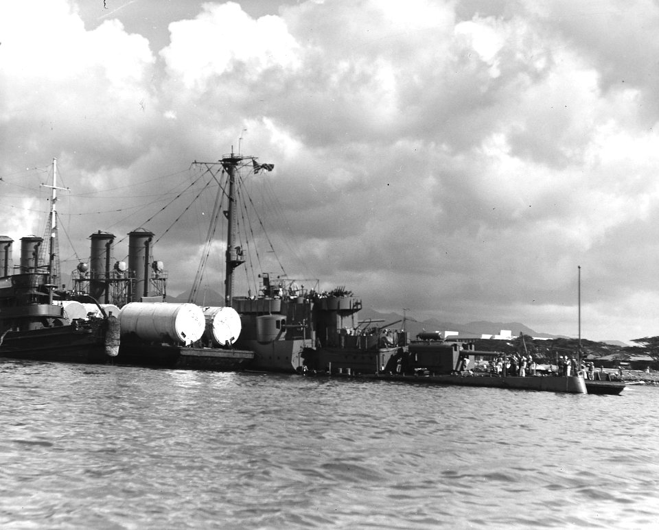 USS Raleigh CL-7 fantail Pearl Harbor 1941