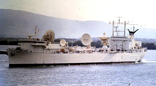 USS Redstone in Pearl Harbor