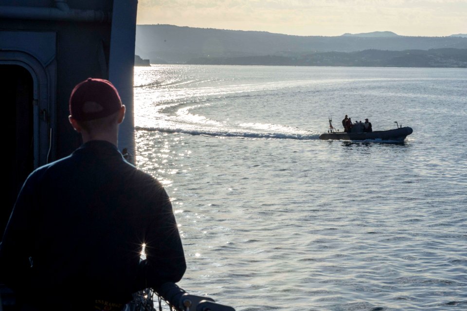 USS Ramage ATTWO training 131122-N-VC236-002